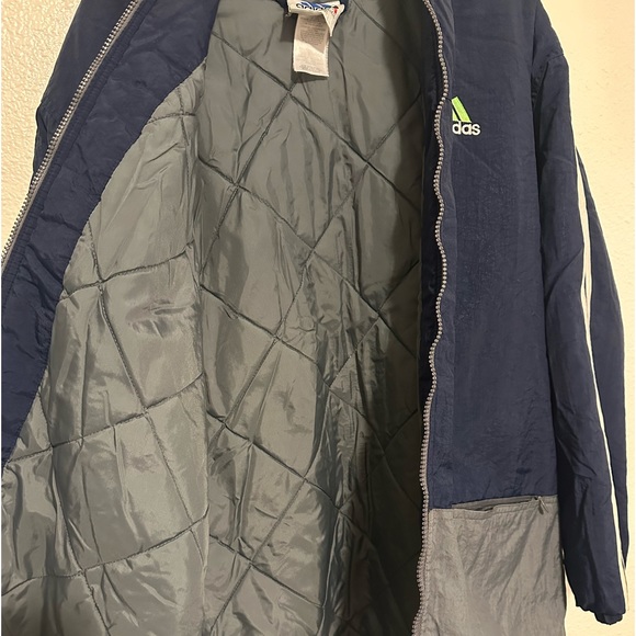 Adidas Jacket/Coat zip up Size XL (missing zipper) - Picture 3 of 4